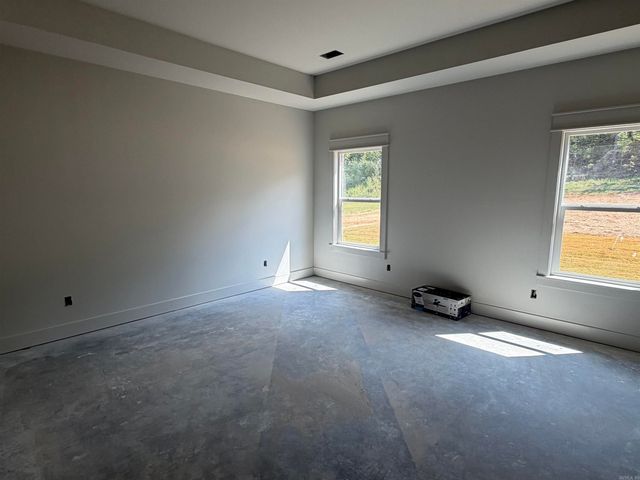 1136 Duke Drive, Bauxite, AR 72011