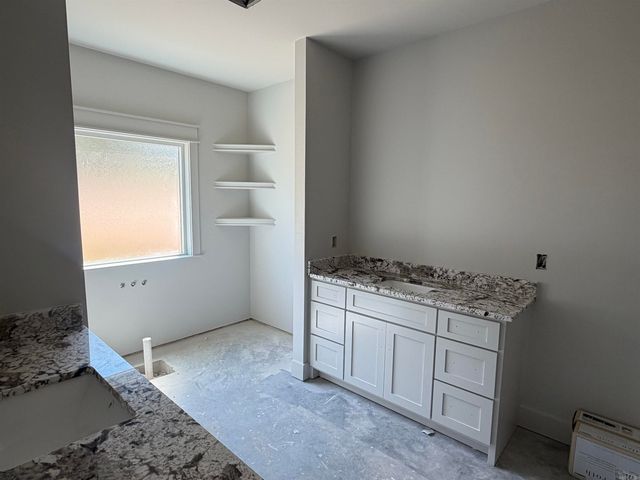 1136 Duke Drive, Bauxite, AR 72011