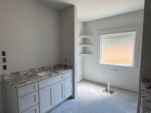 1136 Duke Drive, Bauxite, AR 72011