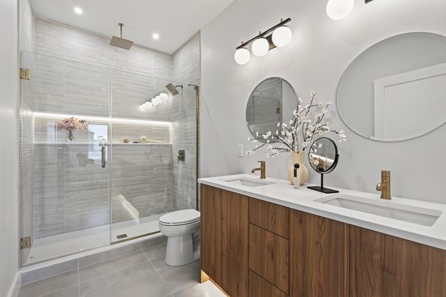 250 Bremen 306, Boston, MA 02128