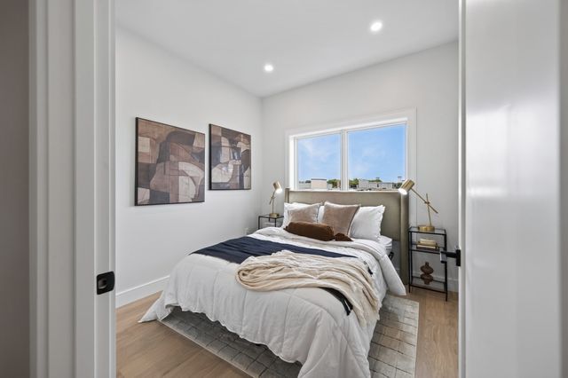 250 Bremen 306, Boston, MA 02128
