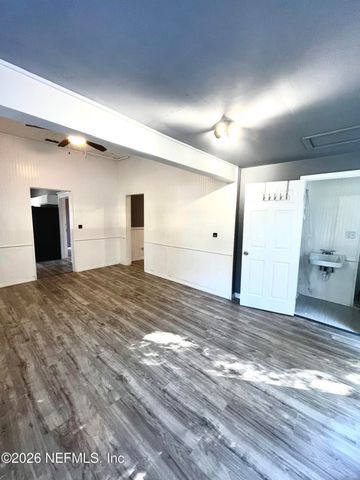 9172 2ND Avenue, Jacksonville, FL 32208