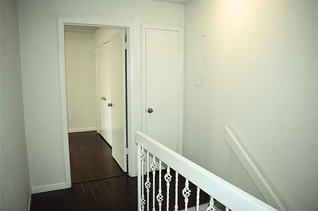 7415 Kingswood Drive, Fort Worth, TX 76133