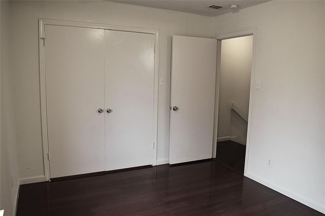 7415 Kingswood Drive, Fort Worth, TX 76133