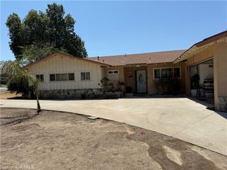 1710 Garretson Avenue, Corona, CA 92879