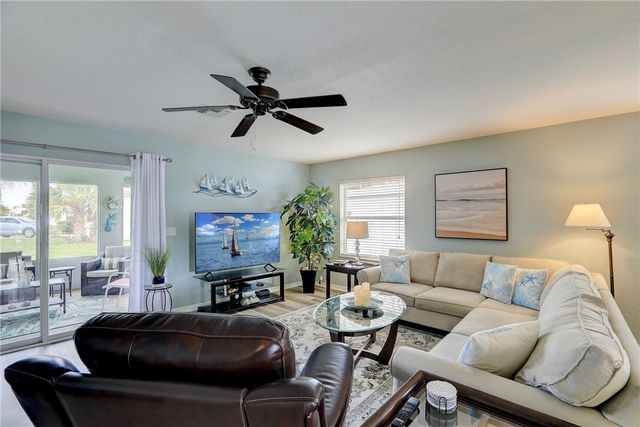 10 Felicidad Court, Fort Pierce, FL 34951