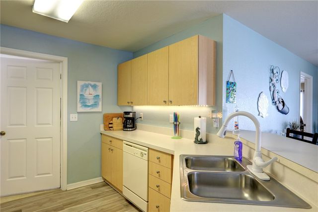 10 Felicidad Court, Fort Pierce, FL 34951