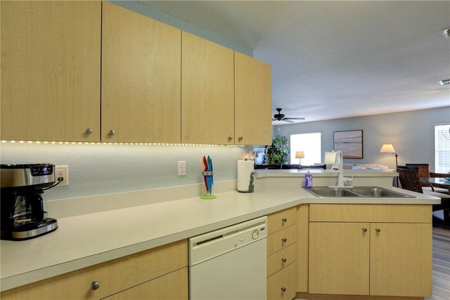 10 Felicidad Court, Fort Pierce, FL 34951