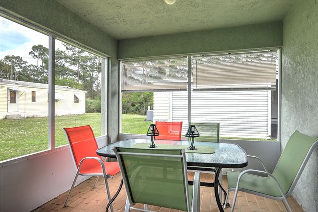 10 Felicidad Court, Fort Pierce, FL 34951