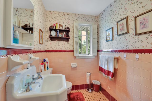 146 Lambert Avenue, Meriden, CT 06451