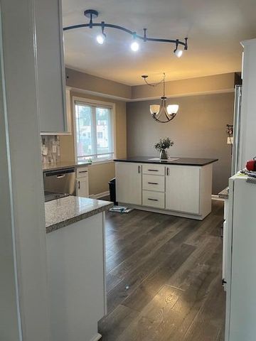 2089 S 107th STREET, West Allis, WI 53227