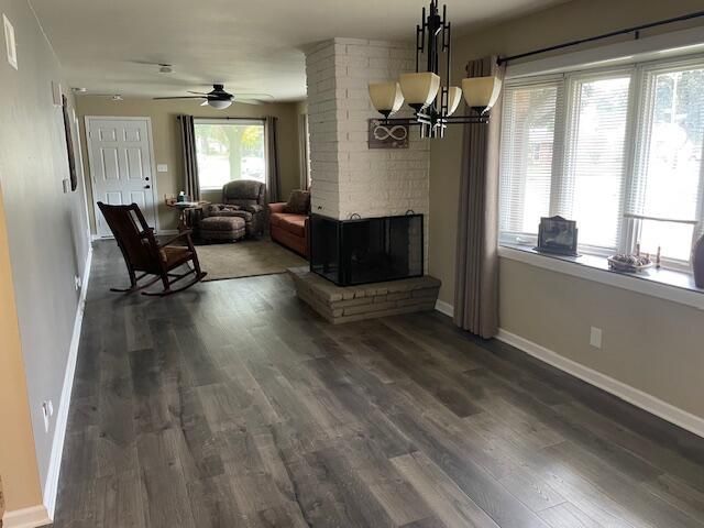 2089 S 107th STREET, West Allis, WI 53227