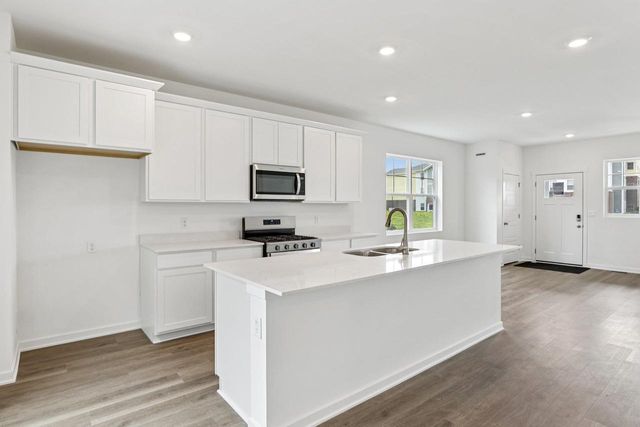 525 Oak Opening Drive, Stoughton, WI 53589