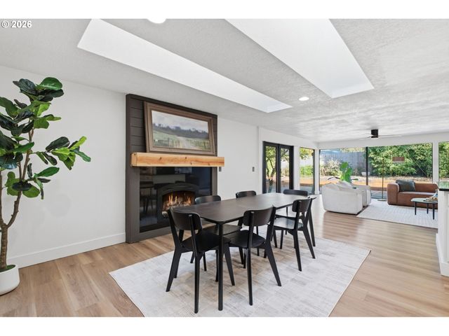 150 NARAIN Ct, Oregon City, OR 97045