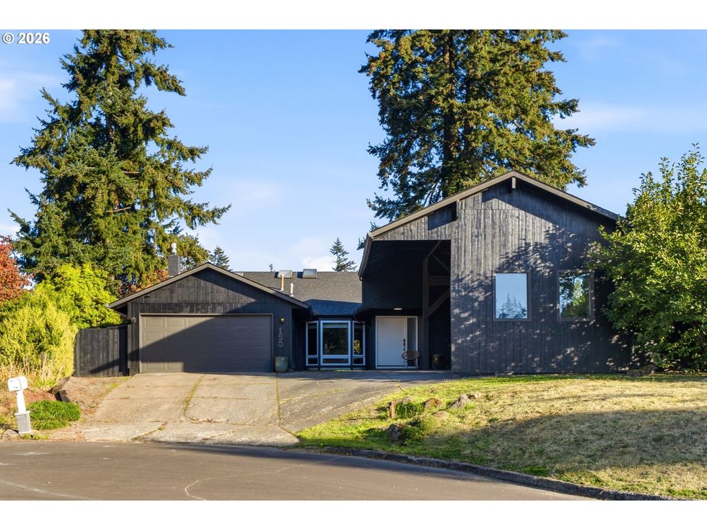 150 NARAIN Ct, Oregon City, OR 97045