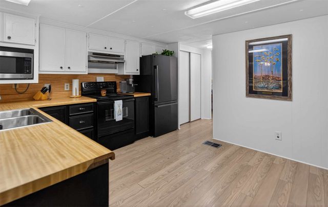 21308 Southwind Drive, Chandler, TX 75758