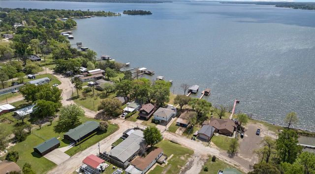 21308 Southwind Drive, Chandler, TX 75758