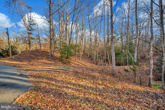93 DENT RD, Stafford, VA 22554
