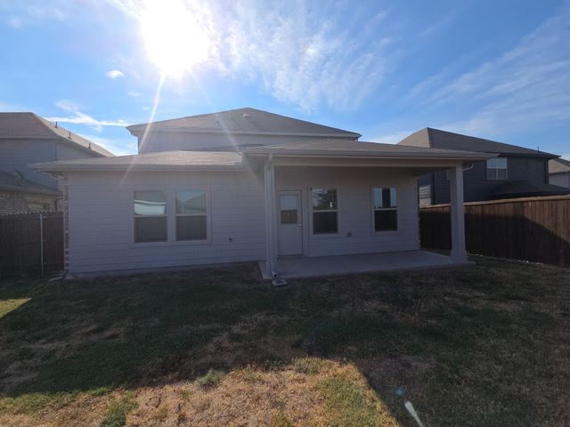 1322 Cress Garden Lane, Forney, TX 75126