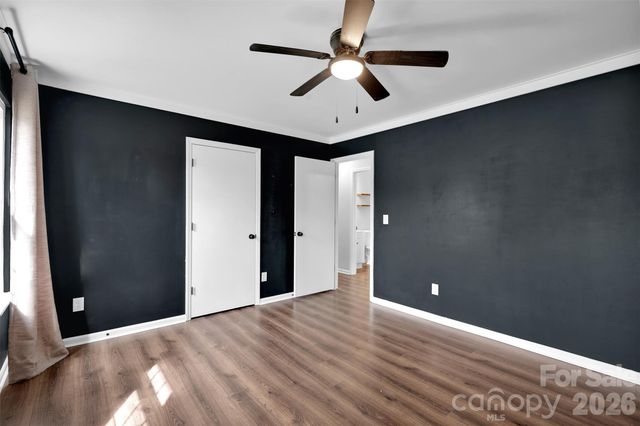 6724 Woodwedge Drive, Charlotte, NC 28227