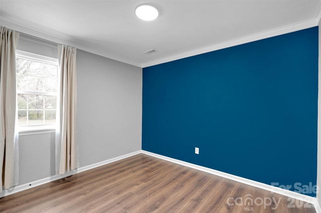 6724 Woodwedge Drive, Charlotte, NC 28227