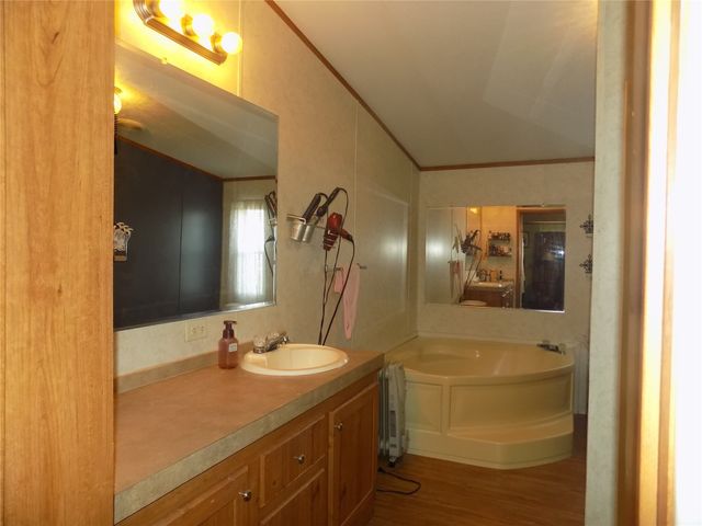 192 Salt Grass Circle, Poolville, TX 76487