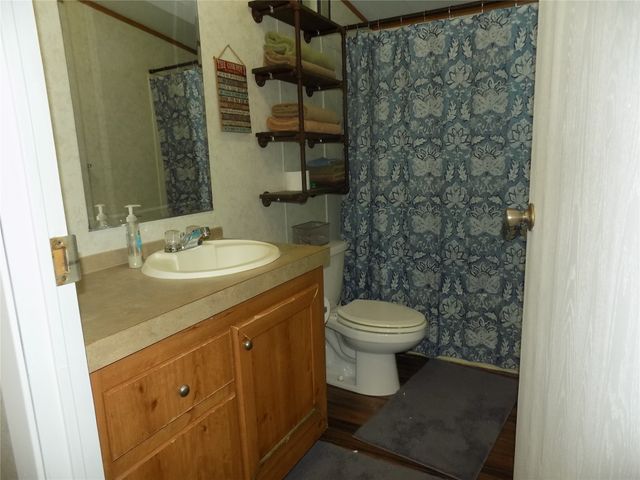 192 Salt Grass Circle, Poolville, TX 76487