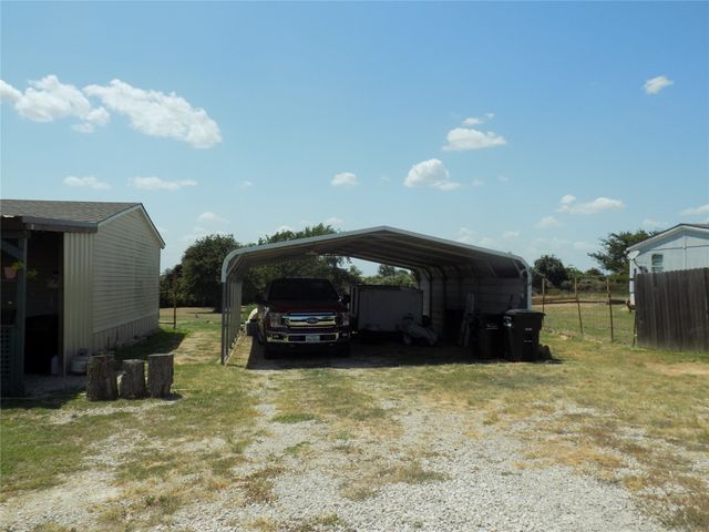 192 Salt Grass Circle, Poolville, TX 76487