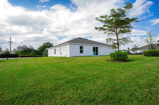 573 SW Bayshore Boulevard, Port St. Lucie, Port St Lucie, FL 34984
