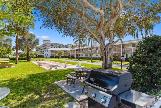 30 SE 13th Street B3, Boca Raton, FL 33432