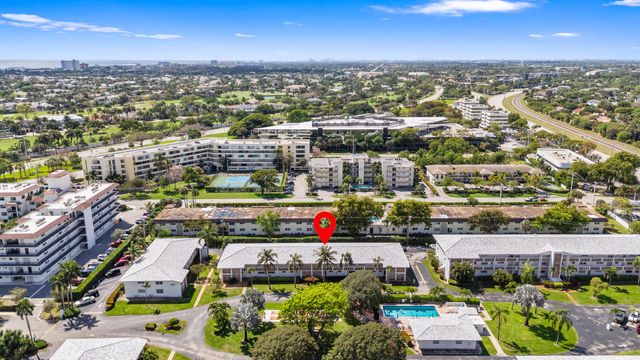 30 SE 13th Street B3, Boca Raton, FL 33432