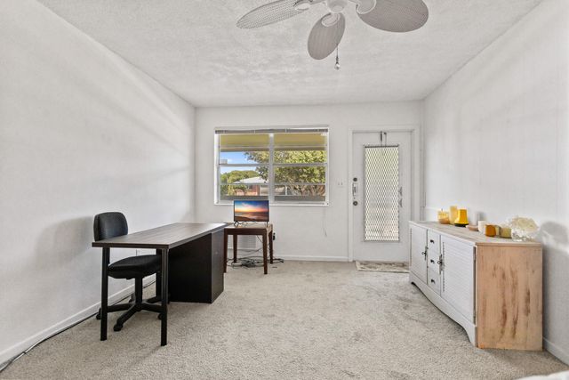 30 SE 13th Street B3, Boca Raton, FL 33432