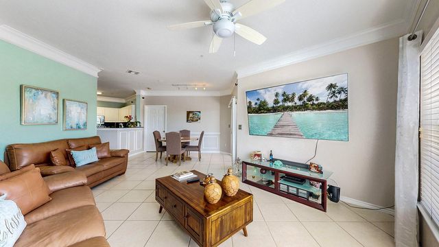 4345 BAYSIDE VILLAGE DRIVE 104, Tampa, FL 33615