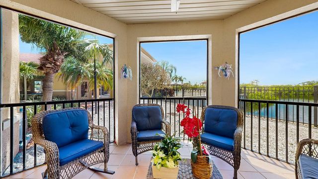 4345 BAYSIDE VILLAGE DRIVE 104, Tampa, FL 33615