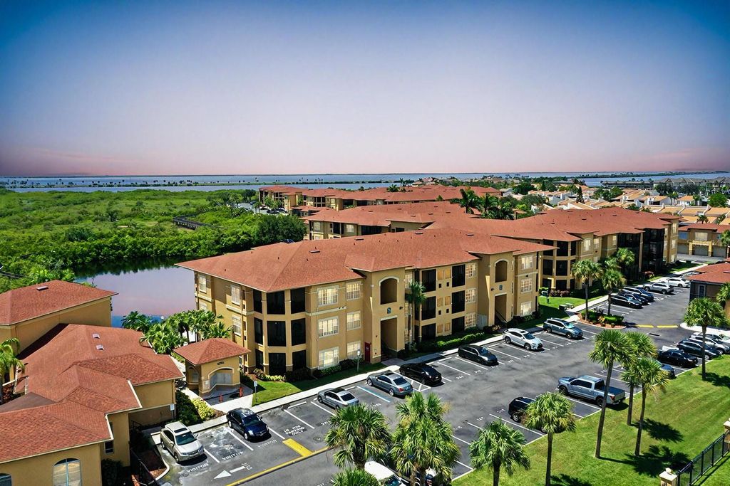 4345 BAYSIDE VILLAGE DRIVE 104, Tampa, FL 33615