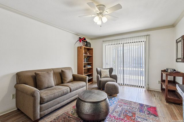 2611 Eisenhauer Rd Apt 1403, San Antonio, TX 78209