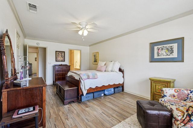 2611 Eisenhauer Rd Apt 1403, San Antonio, TX 78209