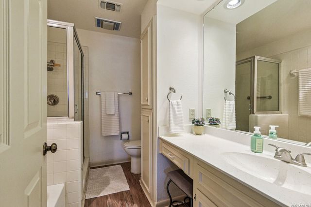 2611 Eisenhauer Rd Apt 1403, San Antonio, TX 78209