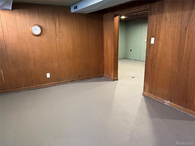 5773 Lakewood Street, Detroit, MI 48213