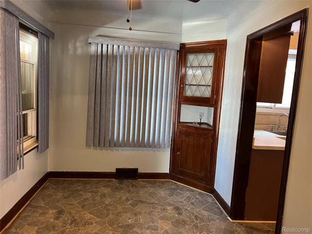 5773 Lakewood Street, Detroit, MI 48213