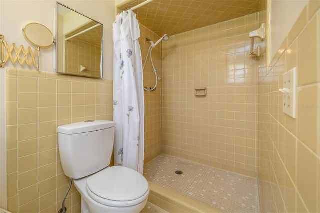 901 DUNCAN ROAD, South Daytona, FL 32119