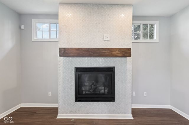 2737 Carrollton Avenue, Indianapolis, IN 46205