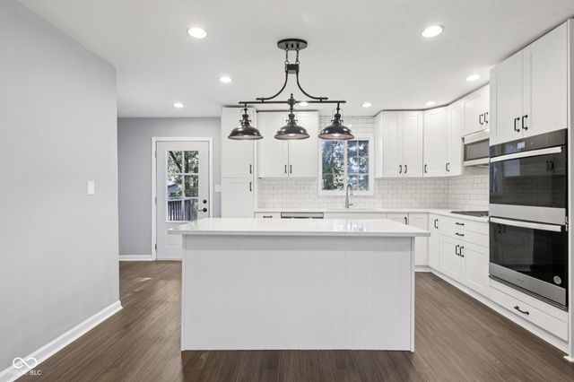 2737 Carrollton Avenue, Indianapolis, IN 46205