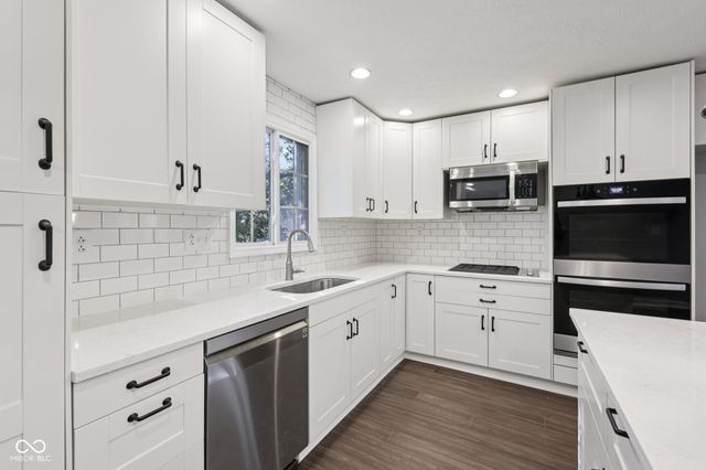 2737 Carrollton Avenue, Indianapolis, IN 46205