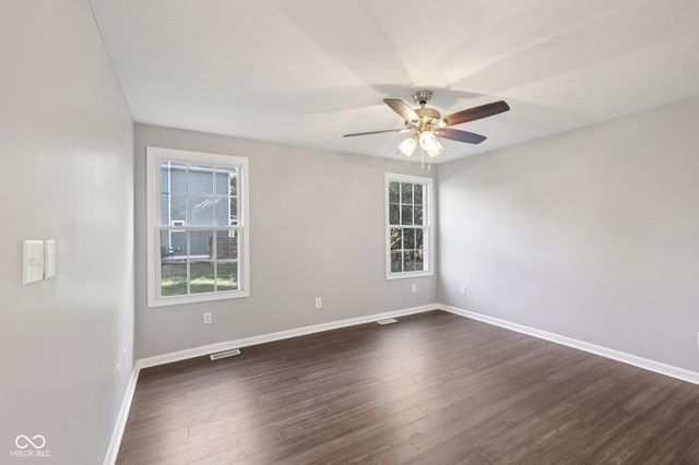 2737 Carrollton Avenue, Indianapolis, IN 46205