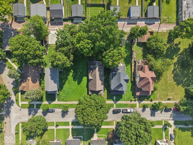 2737 Carrollton Avenue, Indianapolis, IN 46205