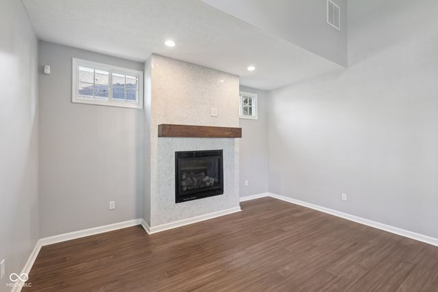 2737 Carrollton Avenue, Indianapolis, IN 46205