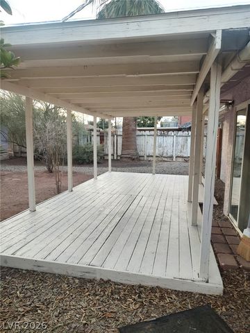 1020 Sweeney Avenue, Las Vegas, NV 89104