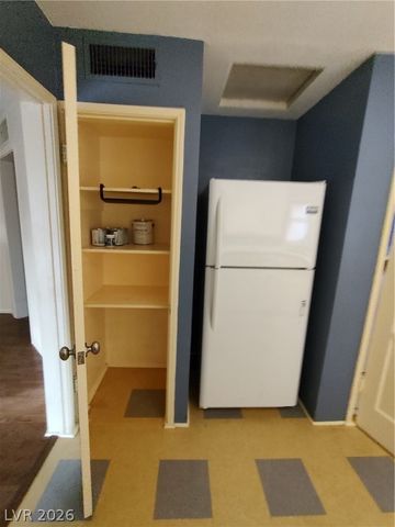 1020 Sweeney Avenue, Las Vegas, NV 89104