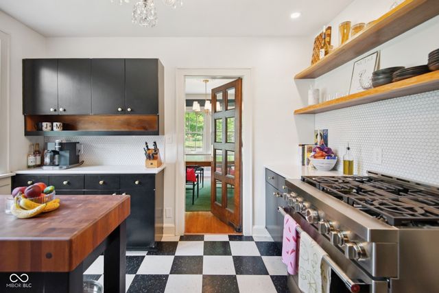 1712 Franklin Street, Columbus, IN 47201